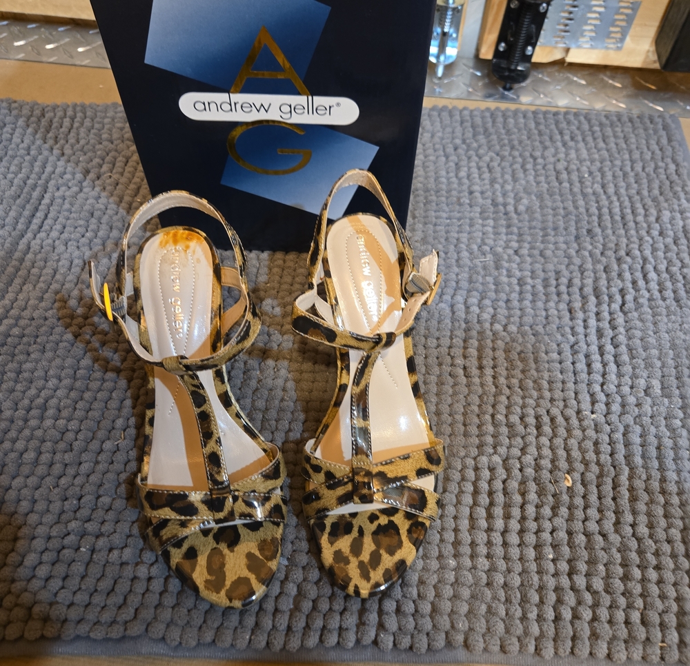 Andrew Geller Leopard Print T-Strap Heels in Brown and Black